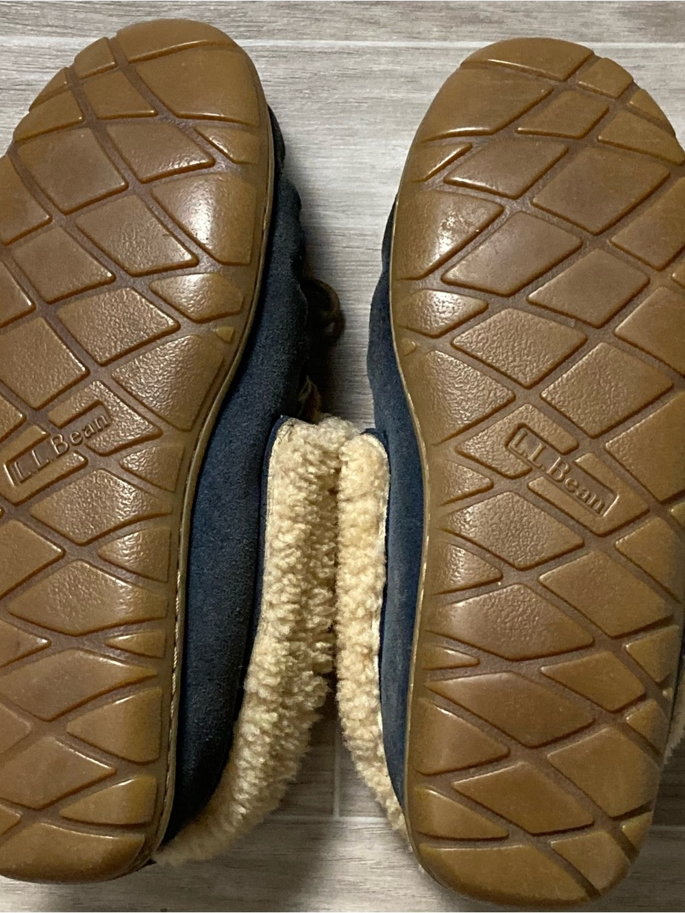 L.L.Bean Navy Blue Fur Lined Moccasins - Picture 3 of 4